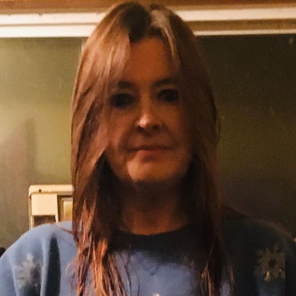 Meet your Posher, Ruth - Picture 1 of 1